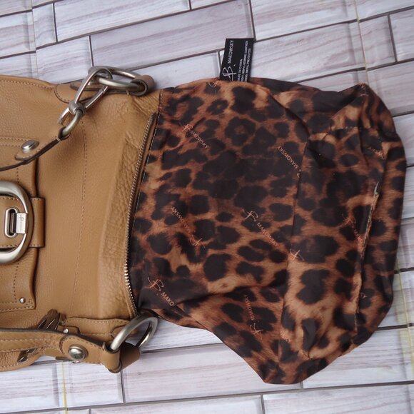 B. Makowsky designer pebble leather crossbody bag/ purse. - Picture 11 of 16